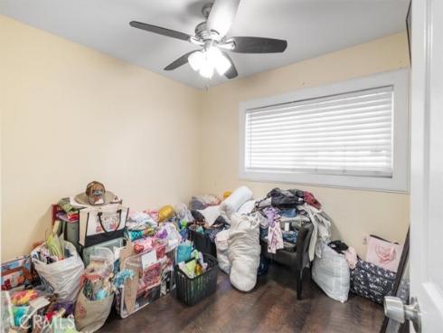 1401 S Joane   Way, Santa Ana, CA