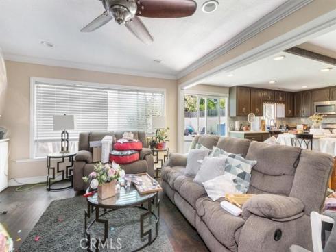 1401 S Joane   Way, Santa Ana, CA
