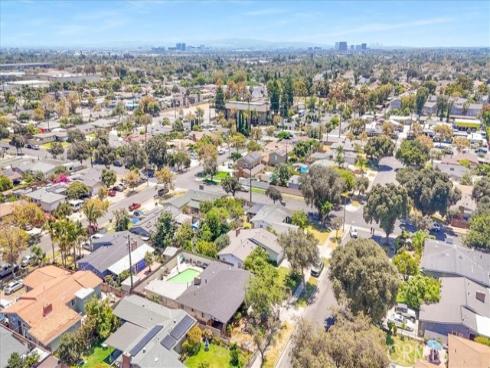 1401 S Joane   Way, Santa Ana, CA