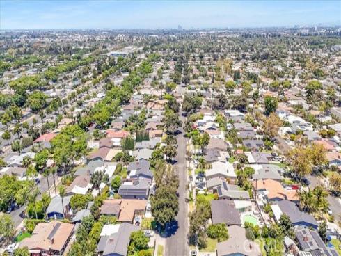 1401 S Joane   Way, Santa Ana, CA
