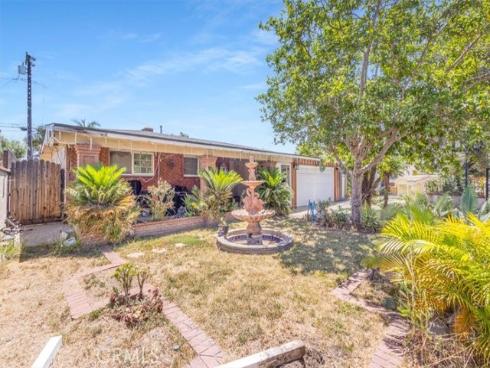 1401 S Joane   Way, Santa Ana, CA