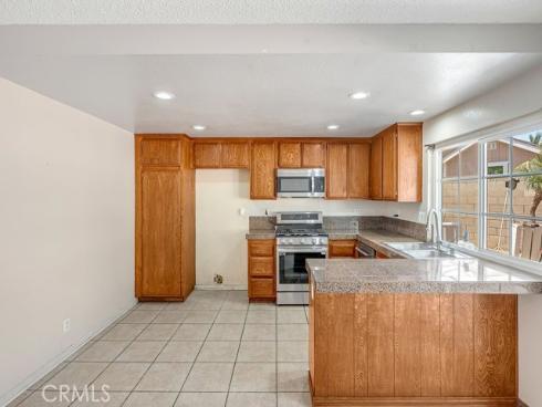 1610 S Joane   Way, Santa Ana, CA