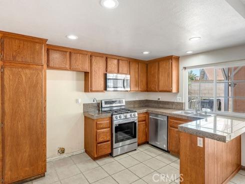 1610 S Joane   Way, Santa Ana, CA