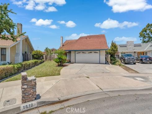 1610 S Joane   Way, Santa Ana, CA