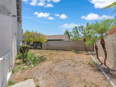 1610 S Joane   Way, Santa Ana, CA