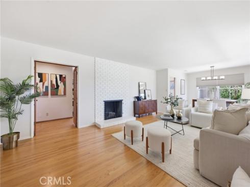 2309 N Louise  , Santa Ana, CA