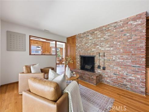 2309 N Louise  , Santa Ana, CA