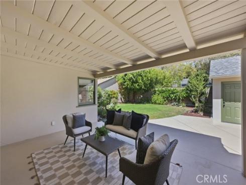 2309 N Louise  , Santa Ana, CA