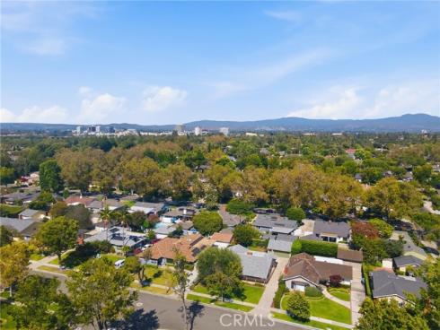 2309 N Louise  , Santa Ana, CA