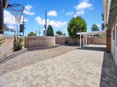 902 W Alpine , Santa Ana, CA