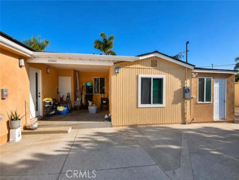 1329 W Mcfadden , Santa Ana, CA