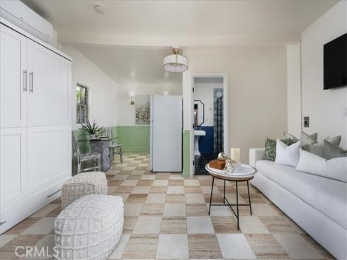 1825 N Ross  , Santa Ana, CA