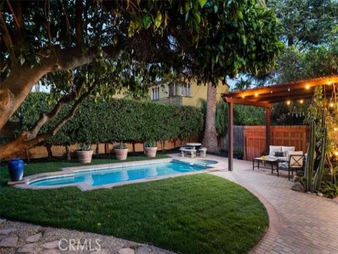 1825 N Ross  , Santa Ana, CA