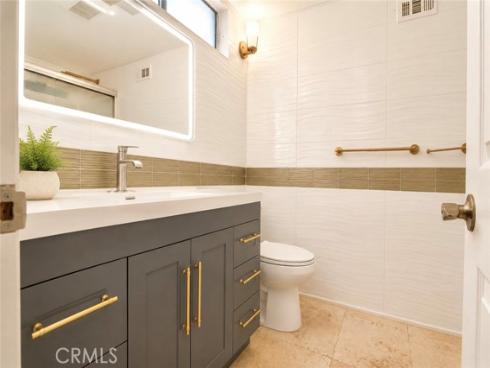 2606 S Poplar , Santa Ana, CA