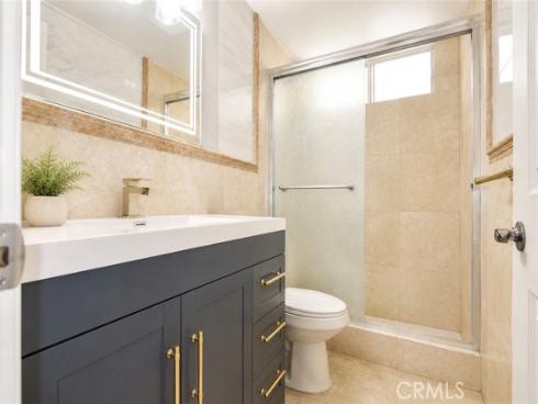 2606 S Poplar , Santa Ana, CA