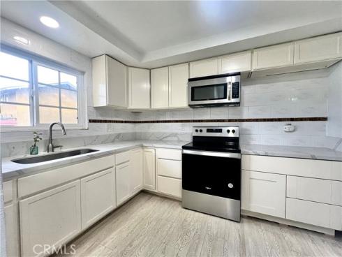 624 S Sullivan 15D , Santa Ana, CA
