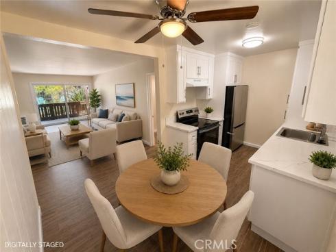 1000 W Macarthur  , Santa Ana, CA