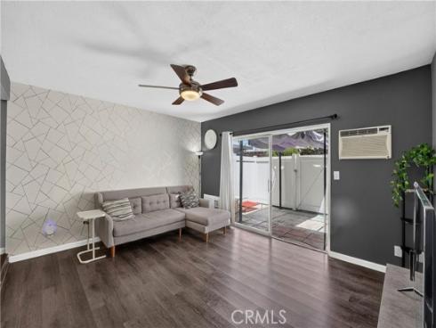 1921 N Sherry 89 , Santa Ana, CA