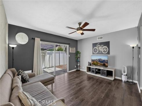 1921 N Sherry 89 , Santa Ana, CA