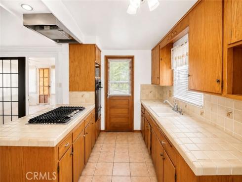 4213 W Roberts  , Santa Ana, CA