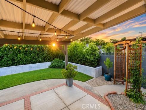 1506  Eastside   Avenue, Santa Ana, CA
