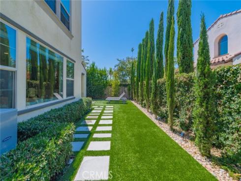 2033  Rembrandt  , Santa Ana, CA