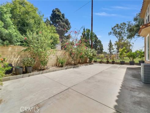 3401 W Lincoln Way, Santa Ana, CA