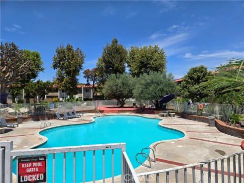 2501 W Sunflower F4 , Santa Ana, CA