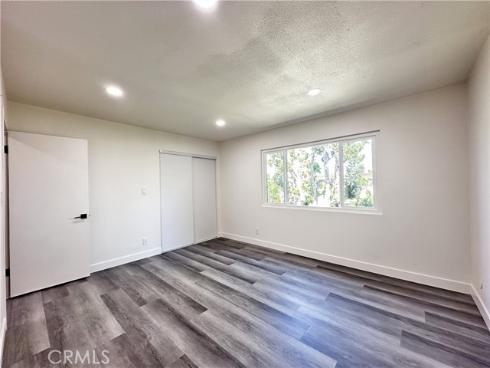 1919 Sherry 46 Lane, Santa Ana, CA