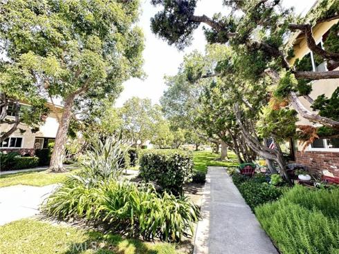 1919 Sherry 46 Lane, Santa Ana, CA