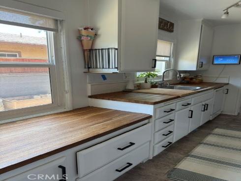 1047 Sherwood , Santa Ana, CA