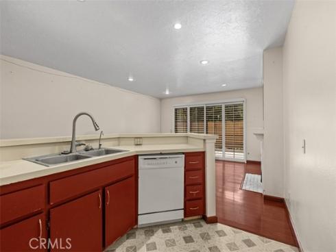3673 S Bear  C  Street, Santa Ana, CA