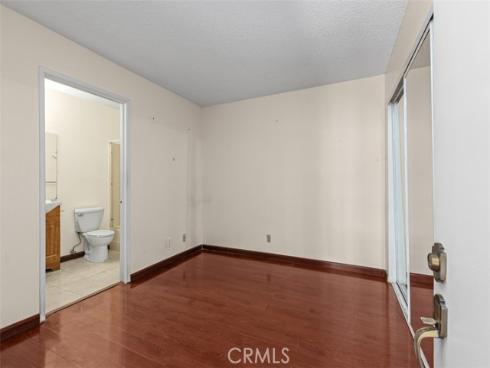 3673 S Bear  C  Street, Santa Ana, CA