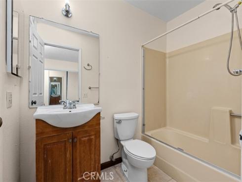 3673 S Bear  C  Street, Santa Ana, CA