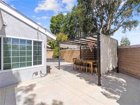 2154 E Wellington  , Santa Ana, CA