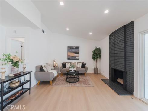 1018 N Wright , Santa Ana, CA