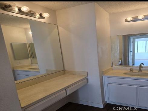600 W 3rd  A312  Street, Santa Ana, CA