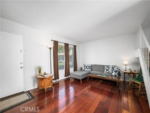450  Carriage  D , Santa Ana, CA