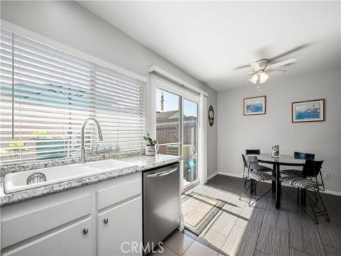 450  Carriage  D , Santa Ana, CA