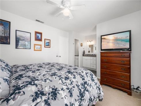 450  Carriage  D , Santa Ana, CA