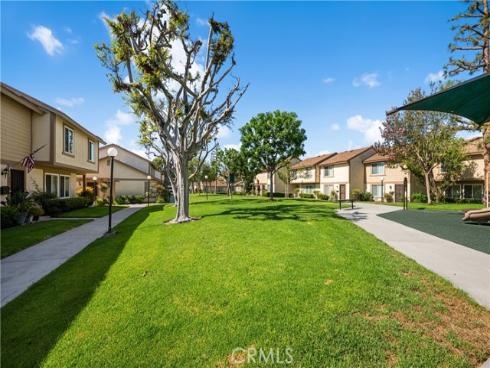 450  Carriage  D , Santa Ana, CA