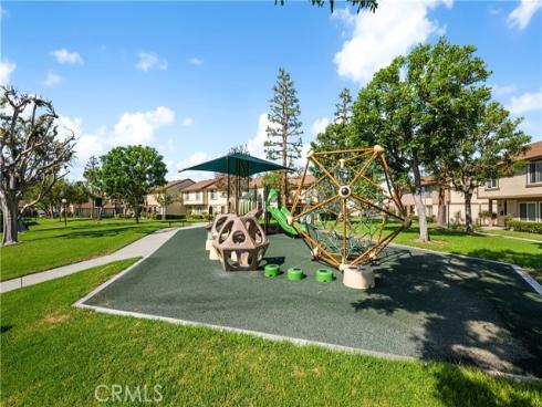 450  Carriage  D , Santa Ana, CA