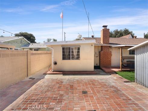 1917 W Flora St  , Santa Ana, CA