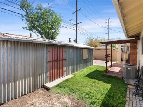 1917 W Flora St  , Santa Ana, CA