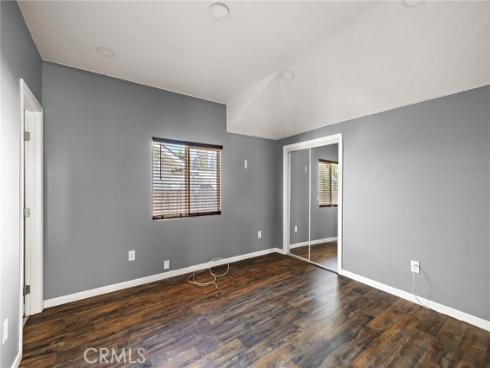 1040 W 3rd , Santa Ana, CA