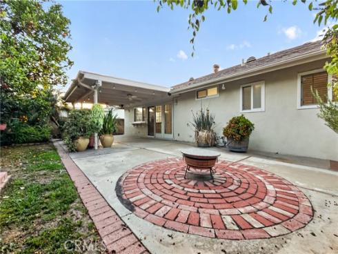 814 E 21st  , Santa Ana, CA
