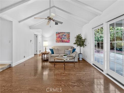 814 E 21st  , Santa Ana, CA