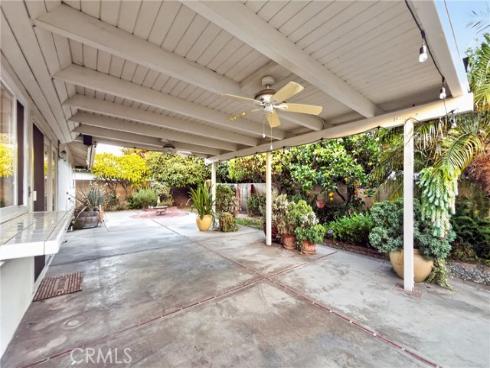 814 E 21st  , Santa Ana, CA