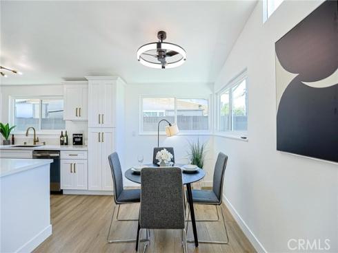 2306 Park , Santa Ana, CA