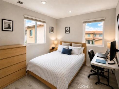 120 S Pacific Ave  34 , Santa Ana, CA